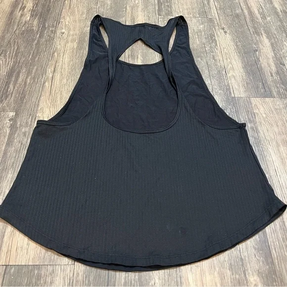 Women’s F21 Black Racer Back Workout Shirt Open Back Relax Fit Size XS - Picture 4 of 8